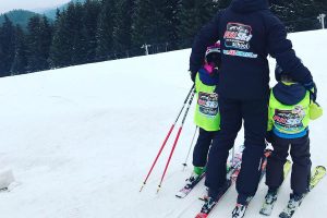 Ski-Lessons-For-Adults-and-Children-in-Borovets